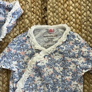 Magnetic Floral Baby Outfit Set with Hat